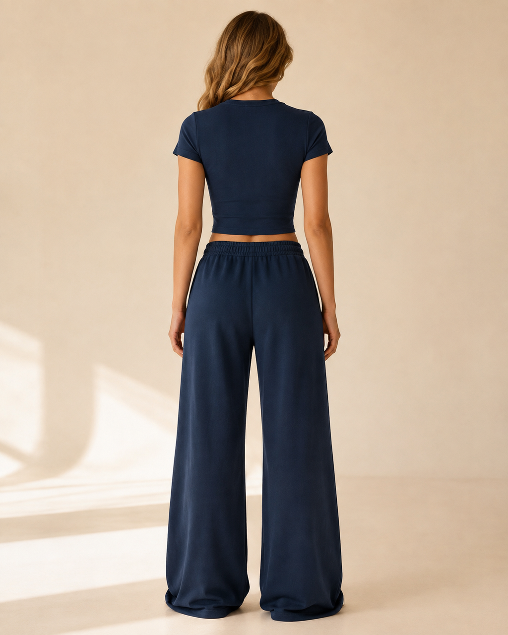 ELYNOVA Everyday Set – Cropped Tee + Wide-Leg Pants